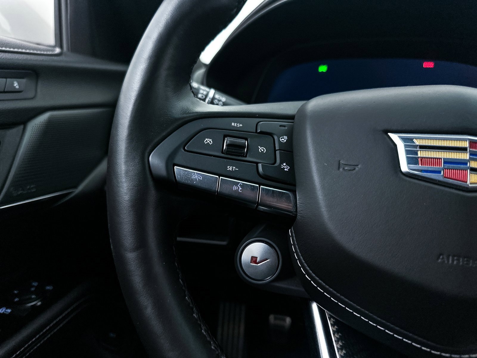 Used 2022 Cadillac CT4 V Blackwing w/ Carbon Fiber 1 Package image 38