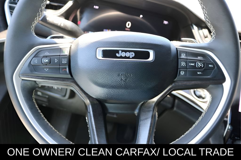 Used 2025 Jeep Grand Cherokee Limited RWD image 17