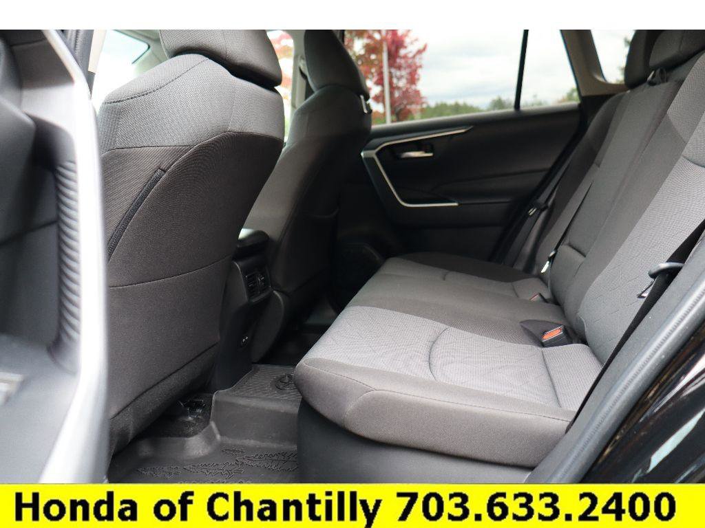 Used 2024 Toyota RAV4 Hybrid Woodland image 26