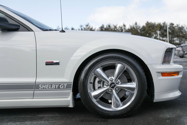 Used 2007 Ford Mustang GT RWD image 11