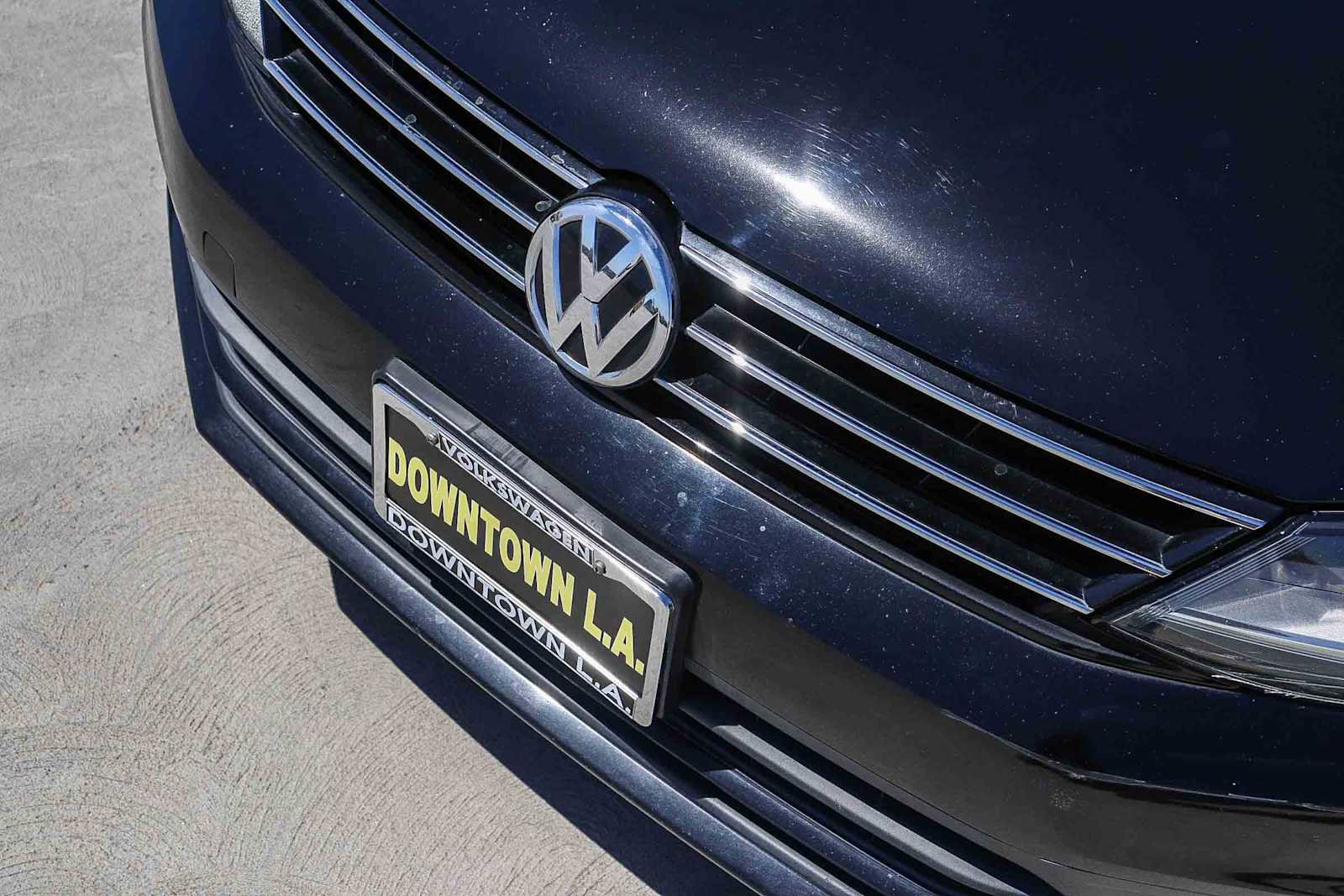 Used 2017 Volkswagen Jetta SE image 8