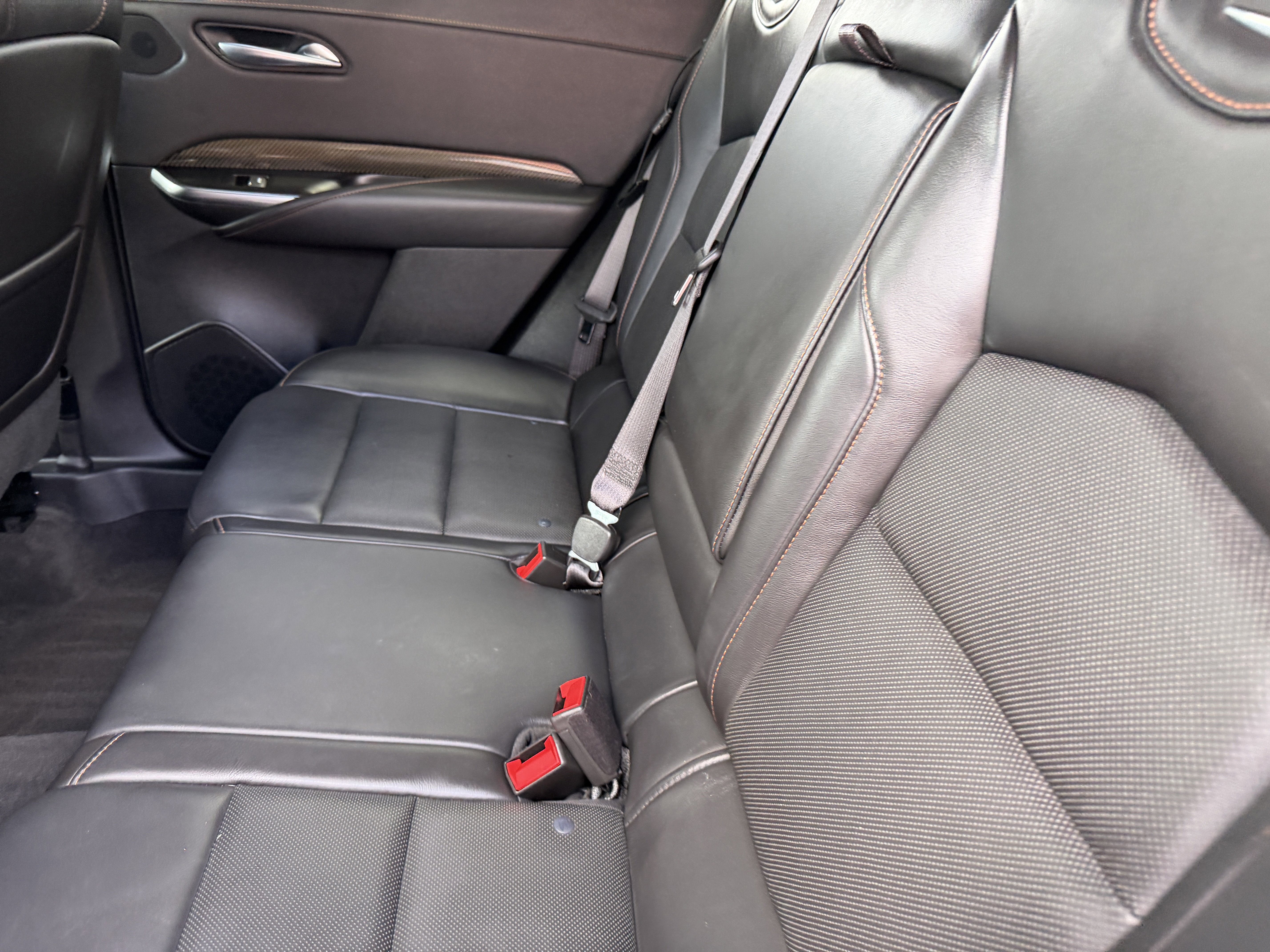 Used 2019 Cadillac XT4 Sport image 17