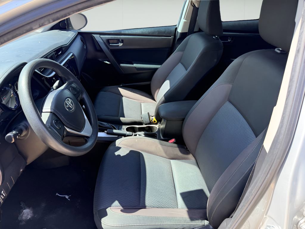 Used 2018 Toyota Corolla LE FWD image 9