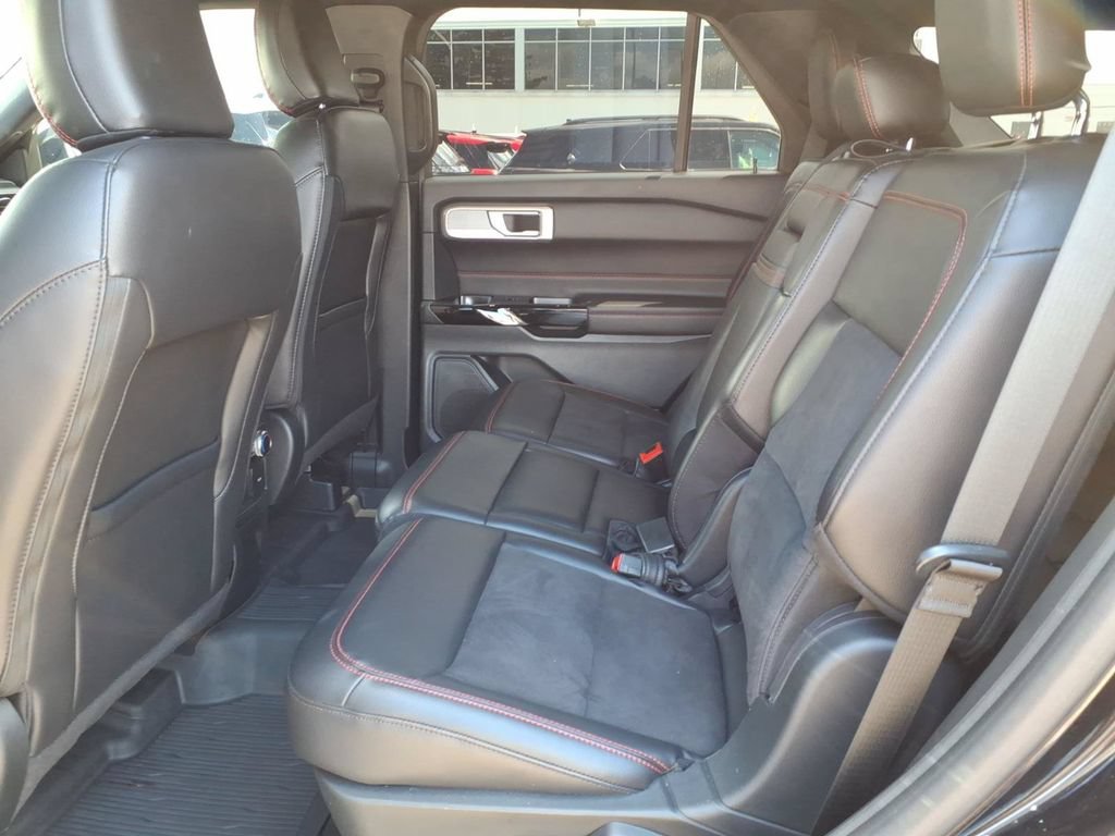 Certified 2023 Ford Explorer ST-Line AWD/4WD image 10