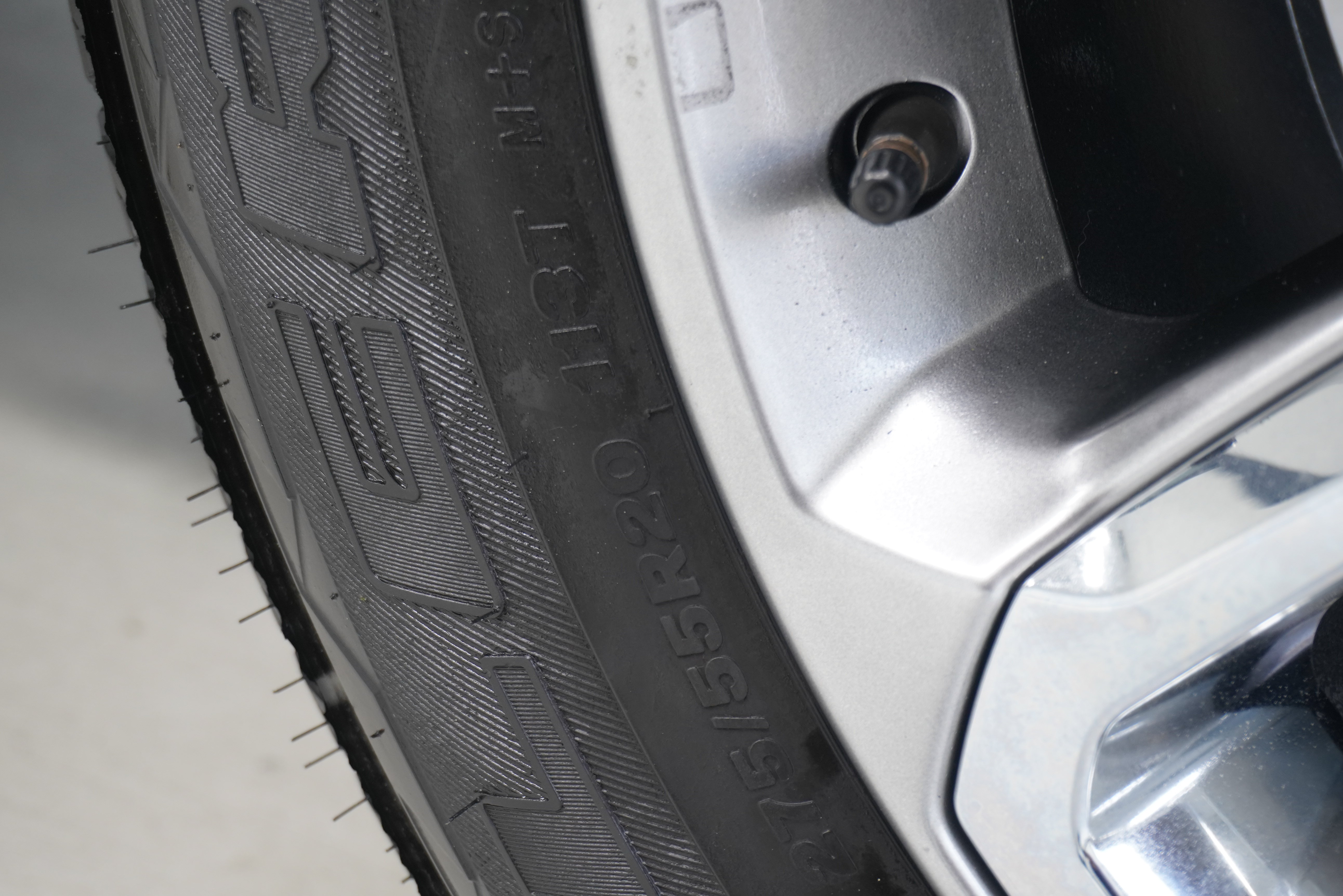 Used 2024 RAM 1500 Laramie AWD/4WD image 34