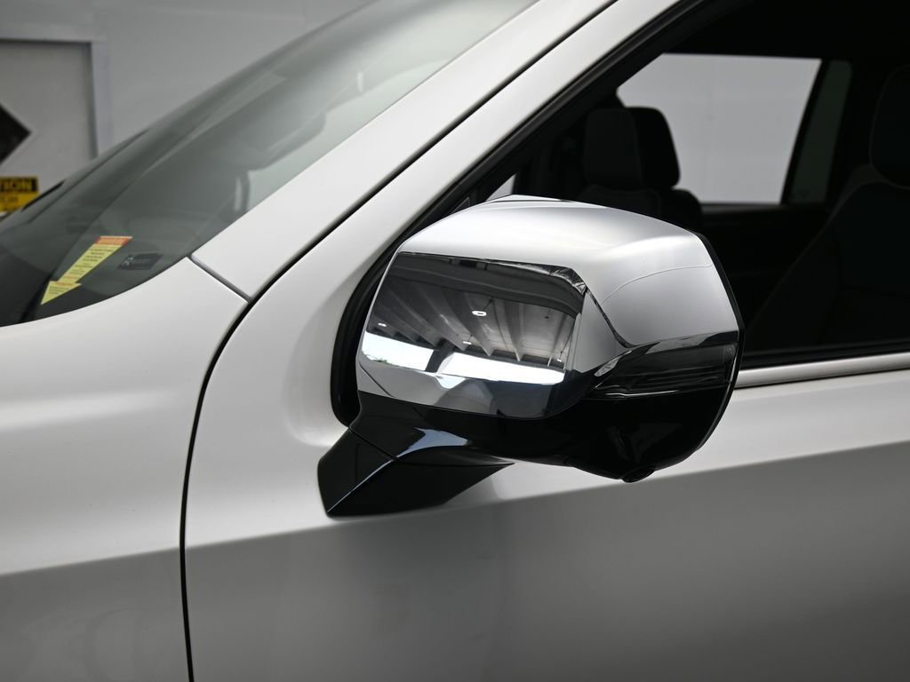 New 2025 Chevrolet Suburban Premier image 36