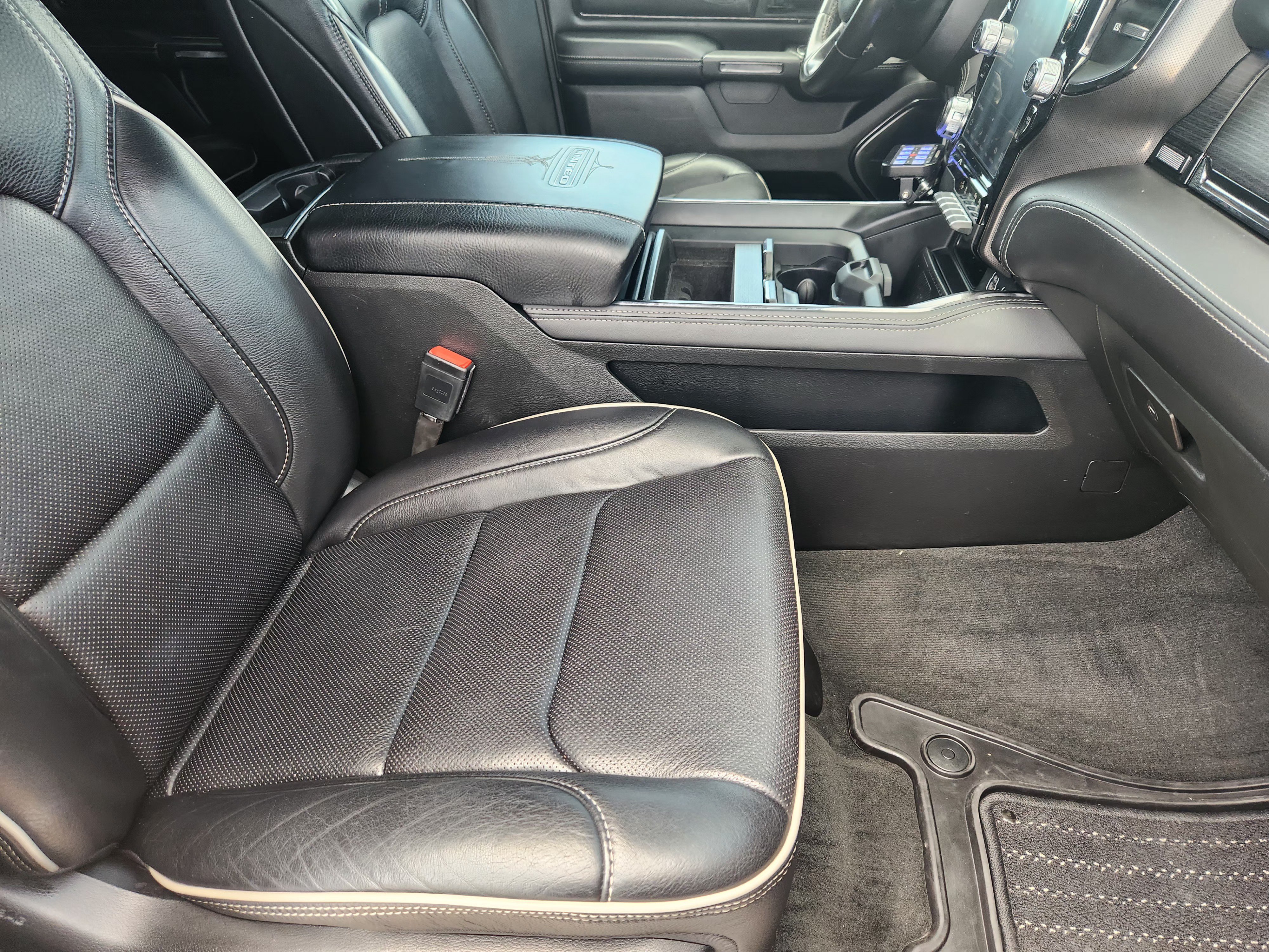 Used 2022 RAM 1500 Limited w/ Night Edition RWD image 15