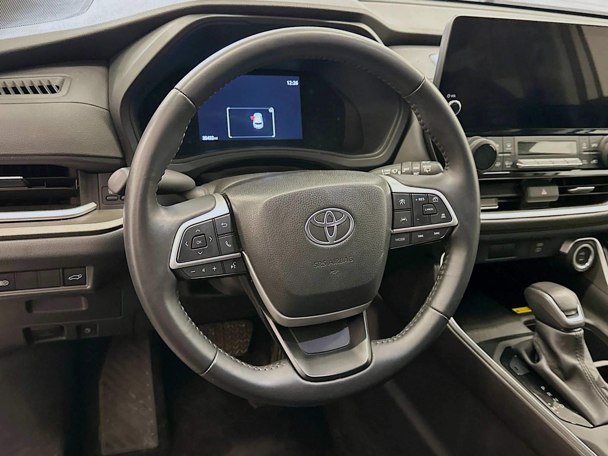 Used 2025 Toyota Grand Highlander AWD image 18