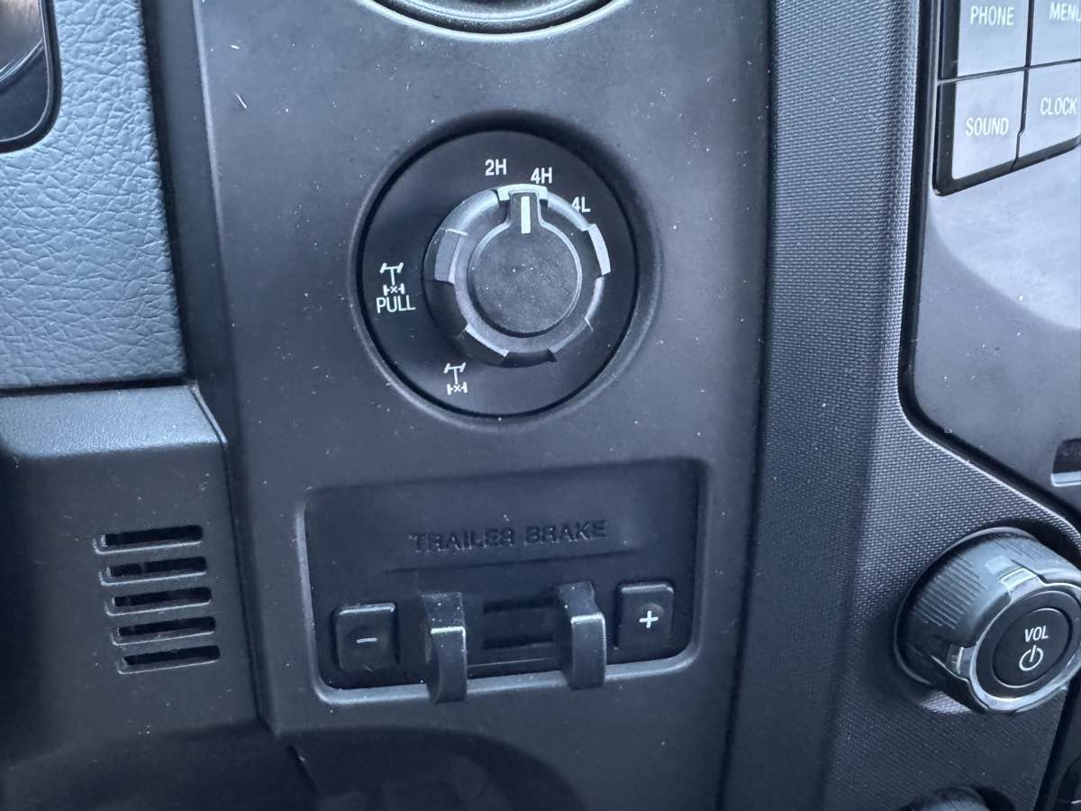 Used 2014 Ford F150 XLT w/ Equipment Group 302A Luxury image 29