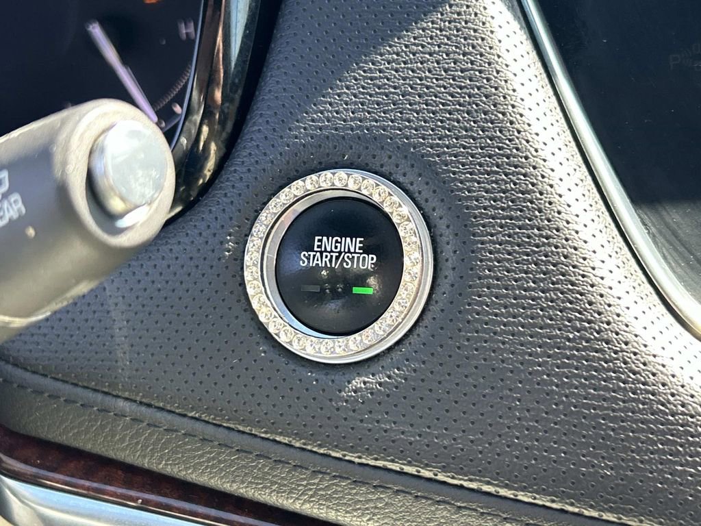 Used 2017 Cadillac XT5 Premium Luxury image 30