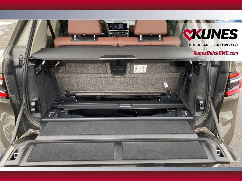 Used 2025 BMW X7 xDrive40i image 46