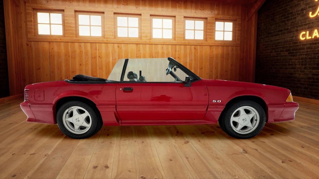 Used 1992 Ford Mustang GT image 2