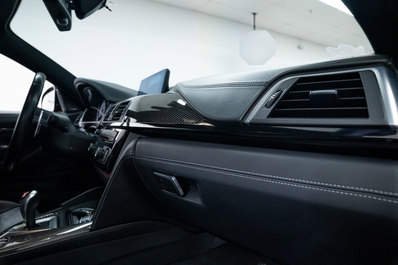 Used 2020 BMW M4 Coupe image 26