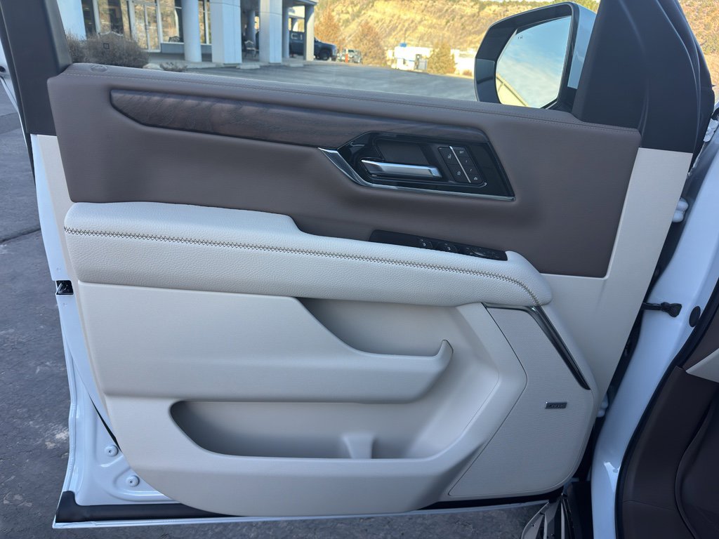 New 2026 GMC Yukon Denali w/ LPO, Floor Liner Package image 22