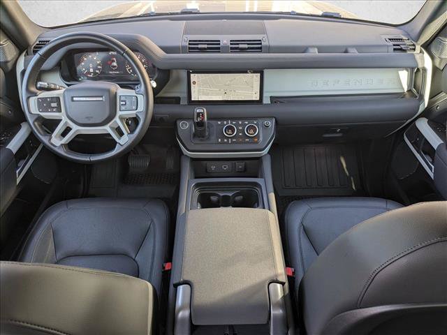 Used 2022 Land Rover Defender 110 SE AWD/4WD image 18