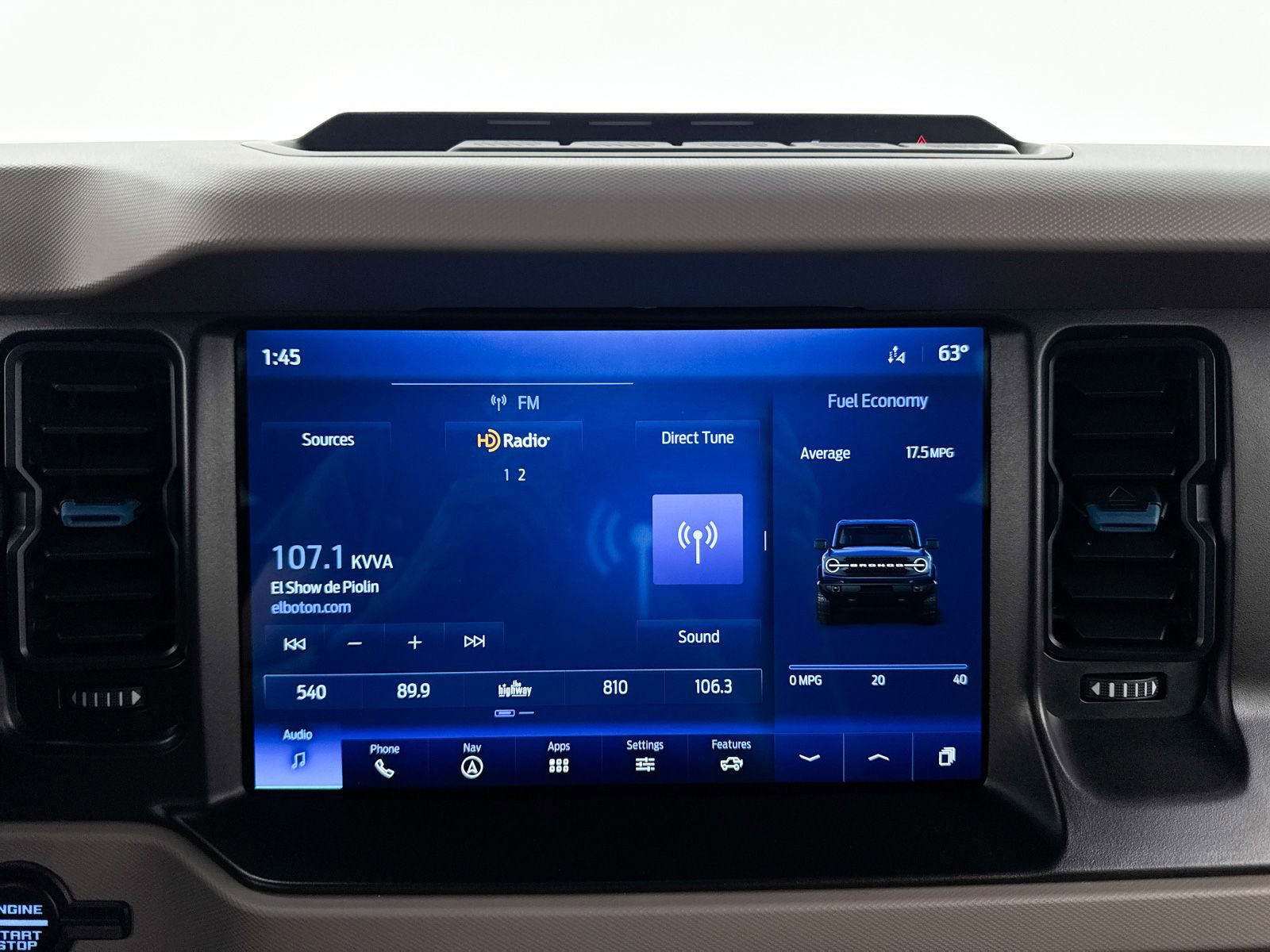 Used 2023 Ford Bronco Wildtrak image 5