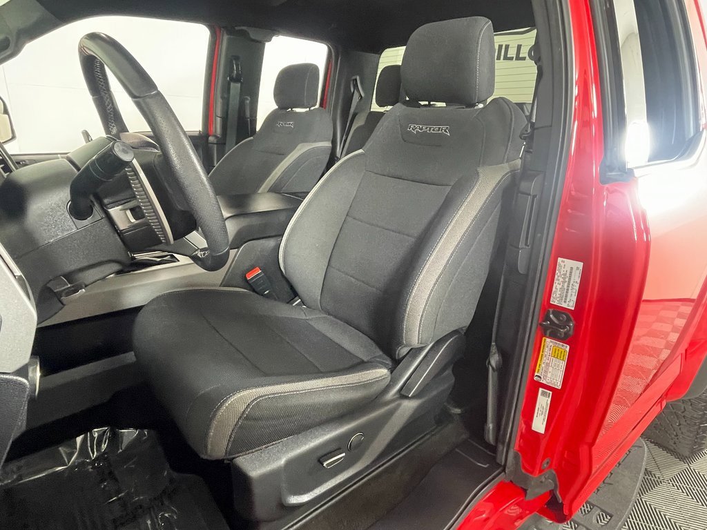 Used 2020 Ford F150 Raptor image 22