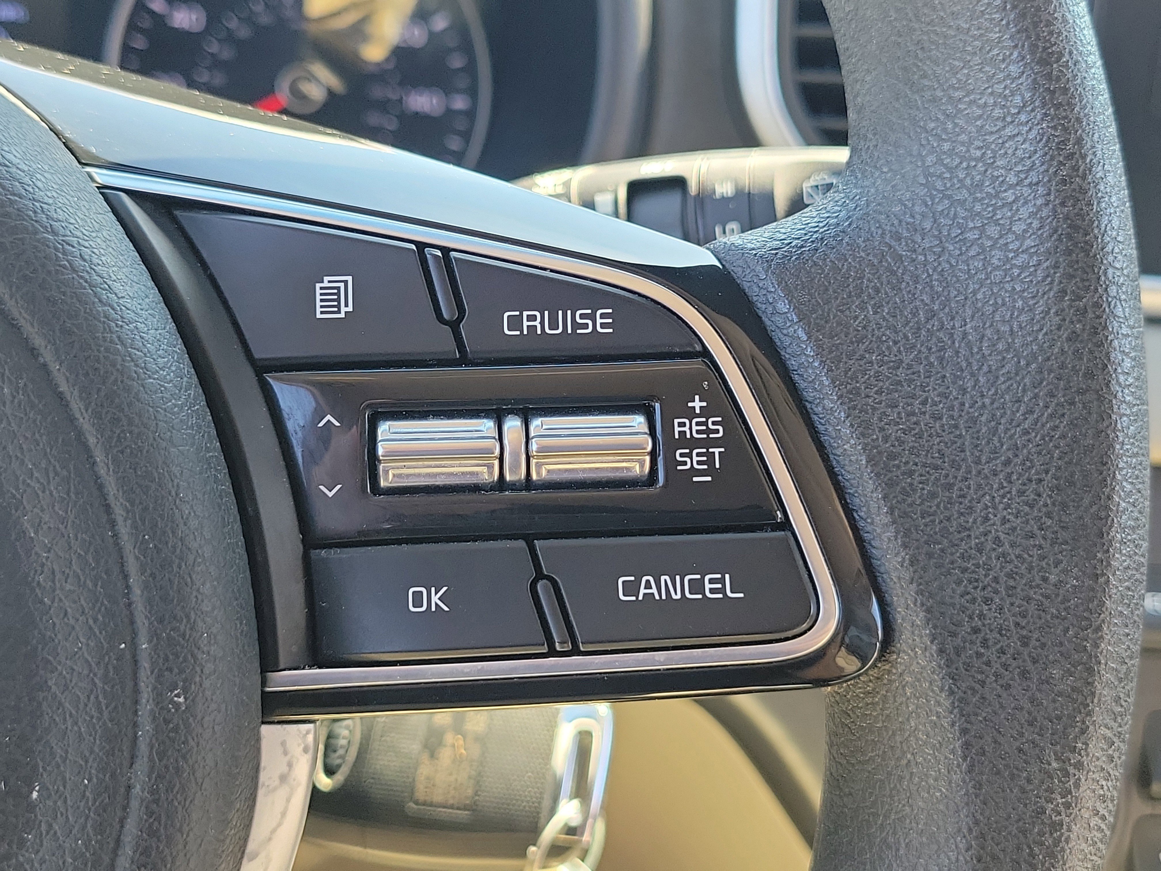 Used 2020 Kia Sportage LX image 28