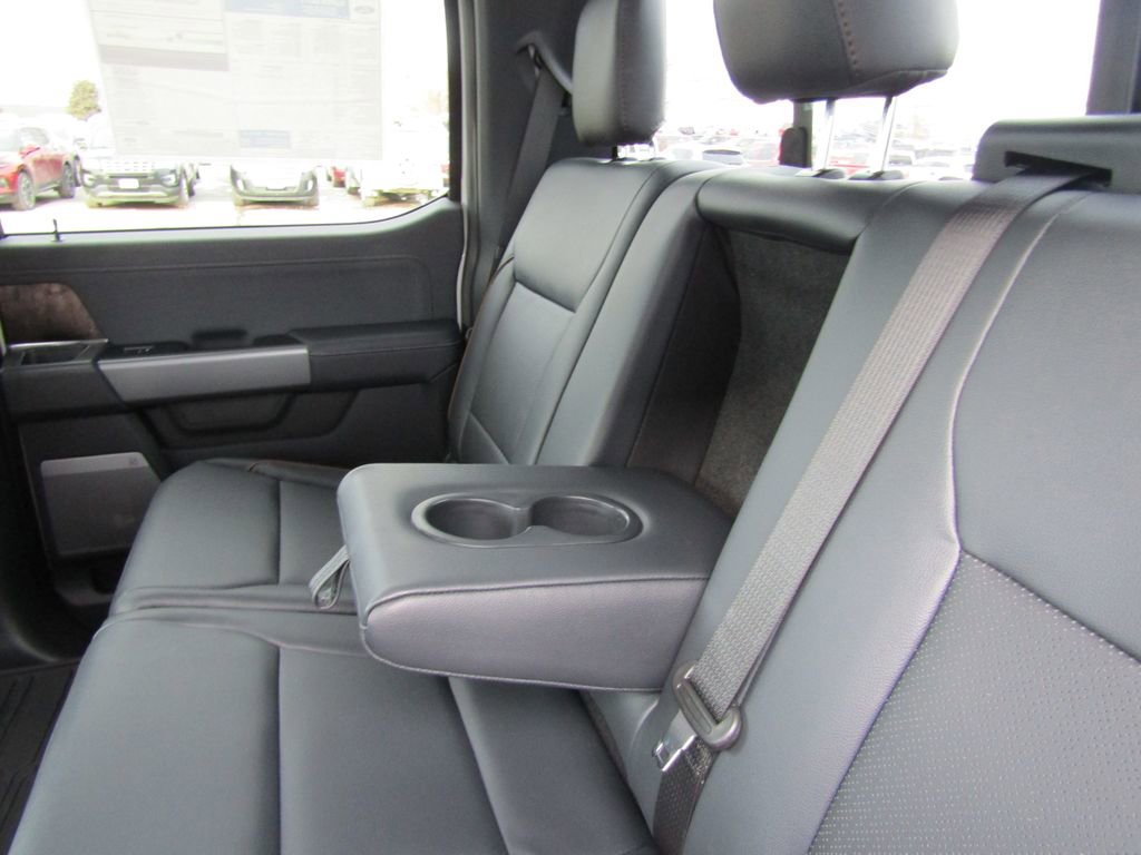 New 2026 Ford F250 Lariat w/ Lariat Premium Package image 32