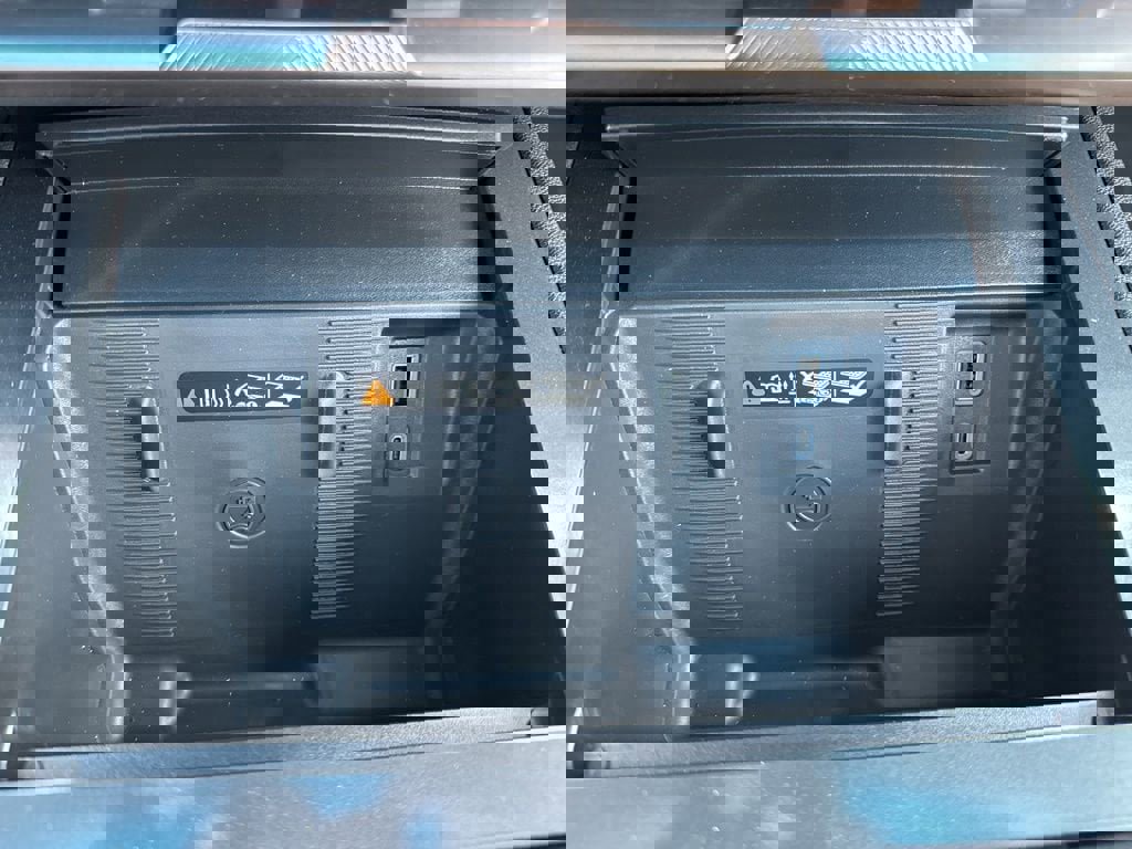 New 2025 GMC Hummer EV 2X w/ LPO, Dark Essentials Package image 41