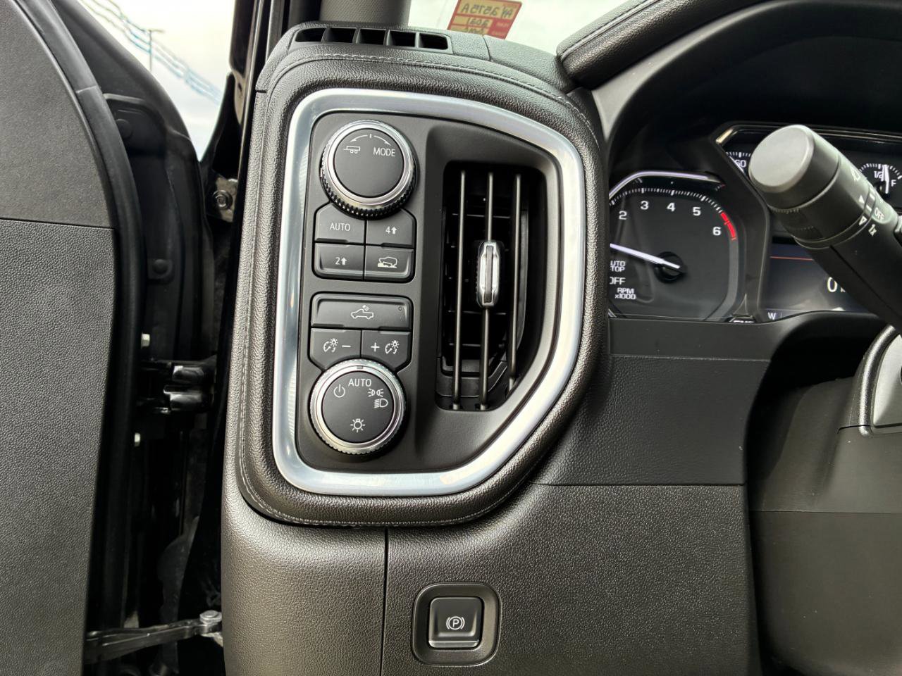 Used 2021 GMC Sierra 1500 SLE image 22