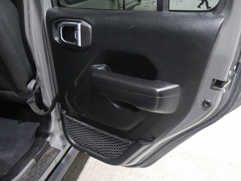 Used 2021 Jeep Gladiator Sport AWD/4WD image 20