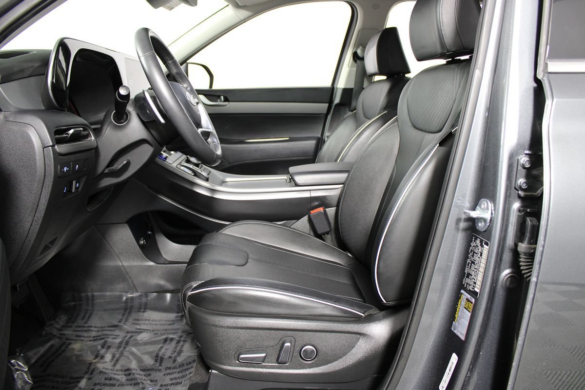 Used 2025 Hyundai Palisade SEL FWD image 11
