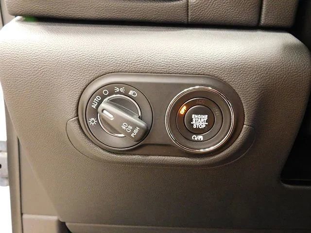 Used 2023 Maserati Levante Modena image 28