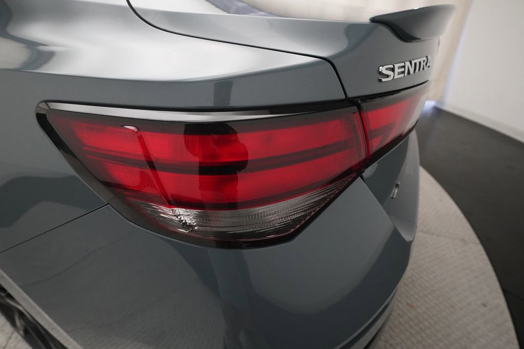 Certified 2024 Nissan Sentra SR w/ SR Premium Package FWD image 33