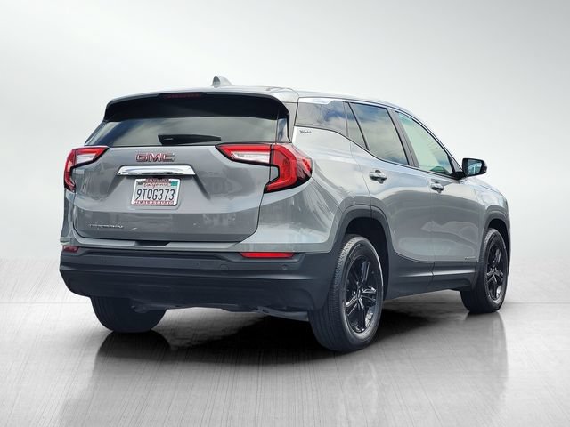 Used 2024 GMC Terrain SLE FWD image 4
