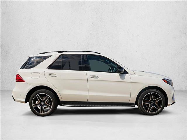 Used 2019 Mercedes-Benz GLE 400 4MATIC image 4