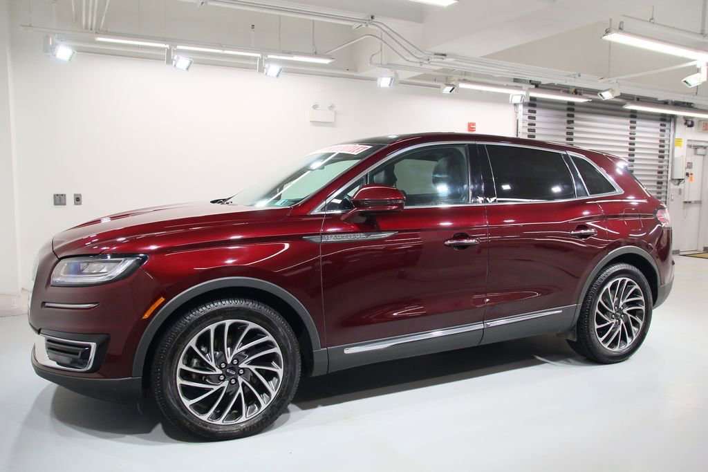 Used 2019 Lincoln Nautilus Reserve w/ Class II Trailer Tow Package AWD/4WD image 3