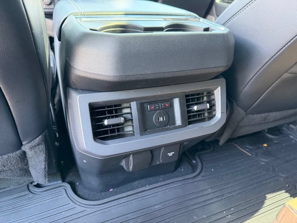 Used 2024 Ford F350 Lariat w/ Lariat Ultimate Package AWD/4WD image 57