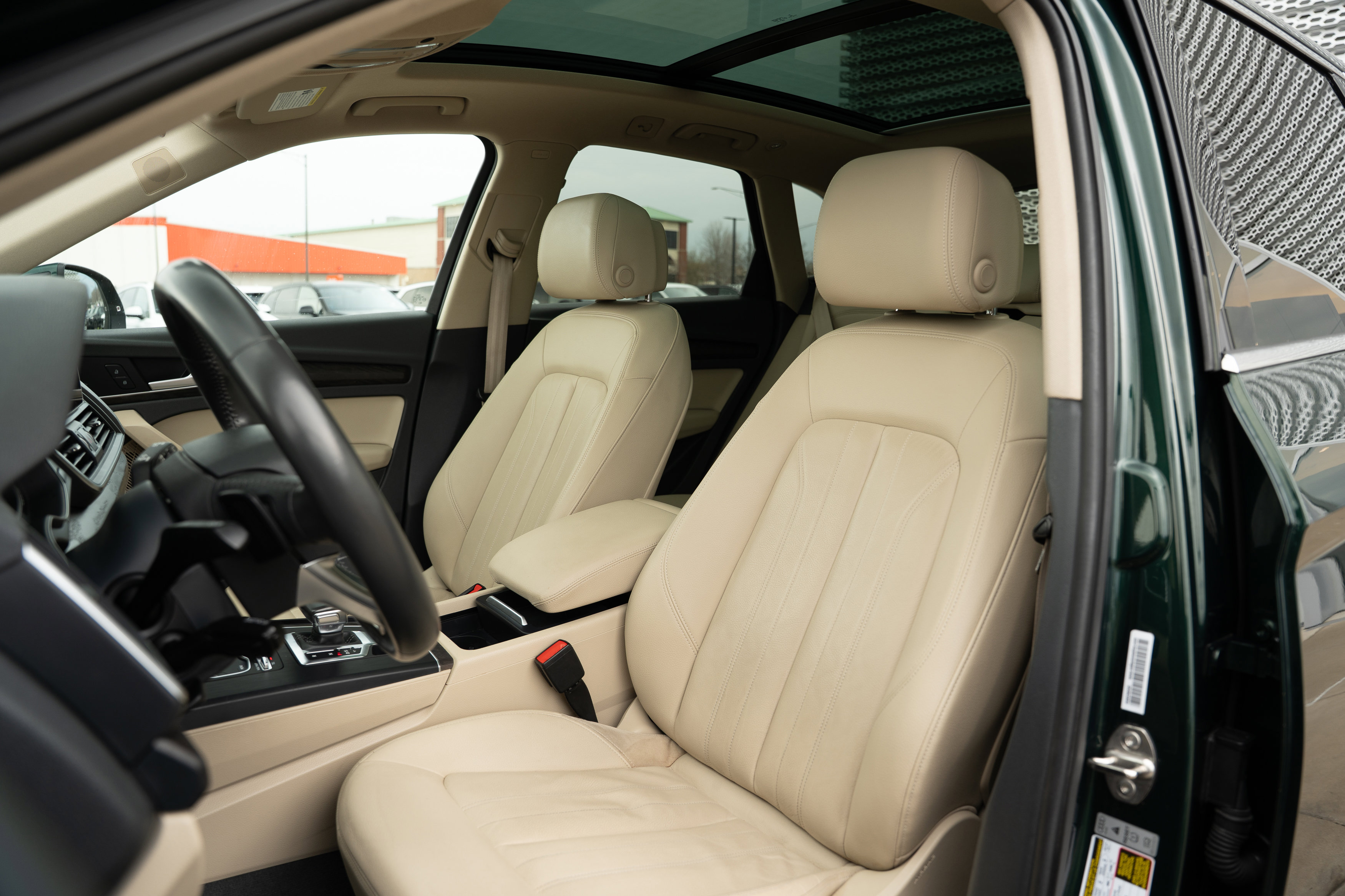 Used 2018 Audi Q5 2.0T Premium Plus w/ Premium Plus Package image 24