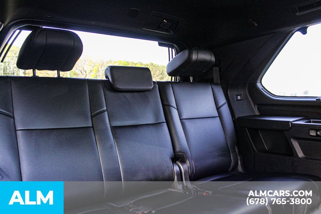 Used 2025 Toyota Sequoia Limited AWD/4WD image 21