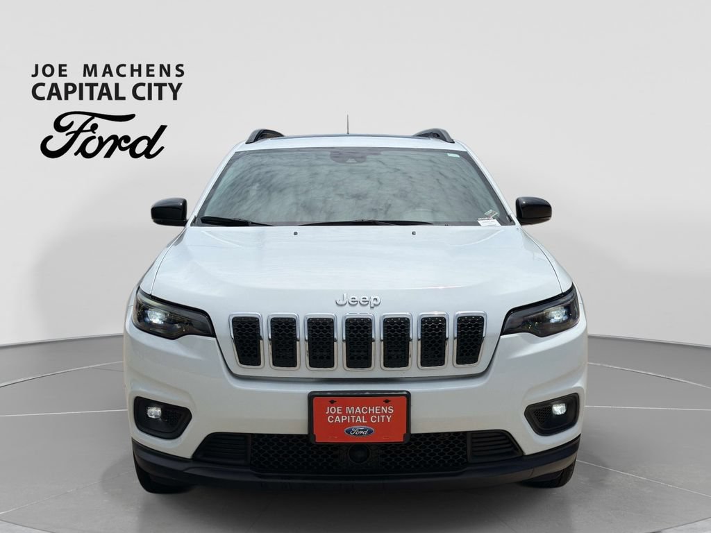 Used 2022 Jeep Cherokee Latitude Lux w/ Sun & Sound Group AWD/4WD image 10