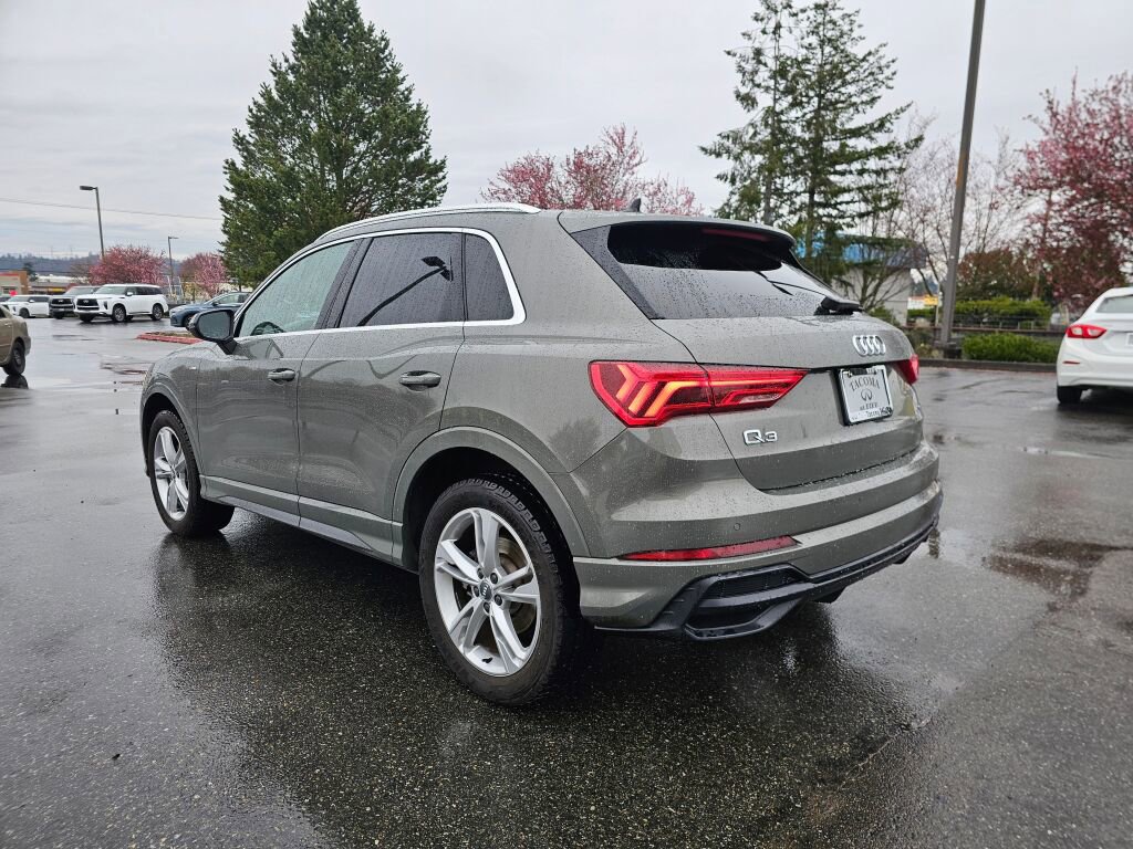 Used 2020 Audi Q3 2.0T Premium w/ Convenience Package image 5