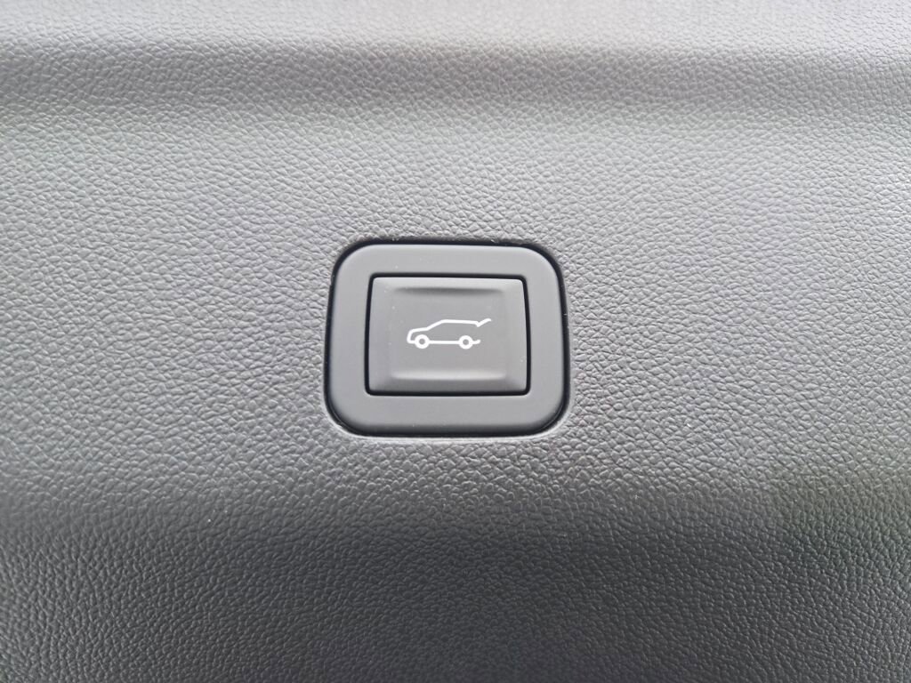 New 2026 Chevrolet Suburban RST w/ Comfort Package image 19