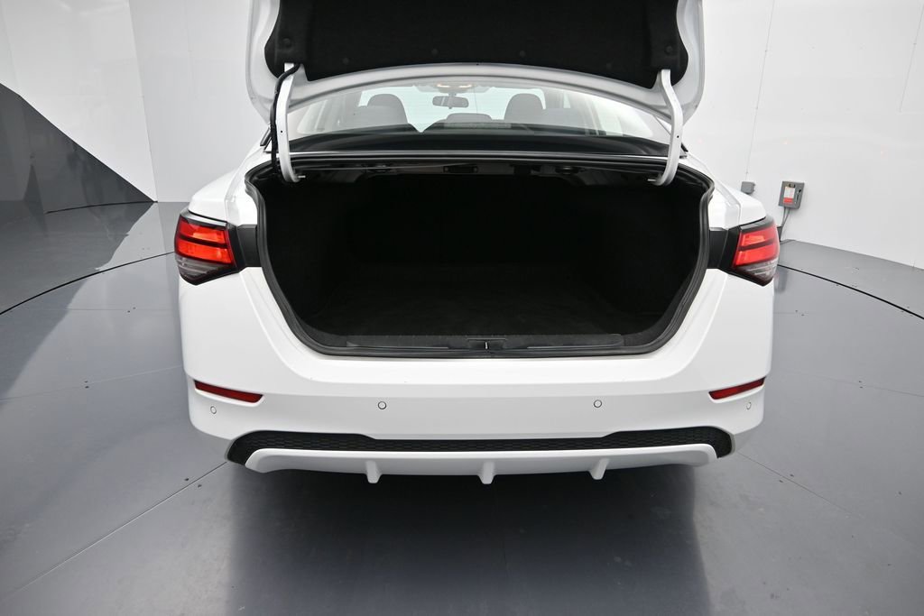 Certified 2024 Nissan Sentra SV FWD image 23
