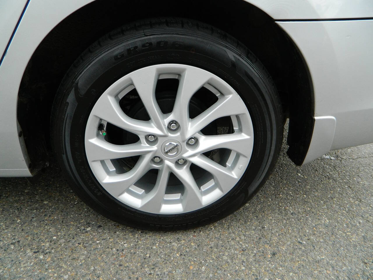 Used 2019 Nissan Sentra SV FWD image 23