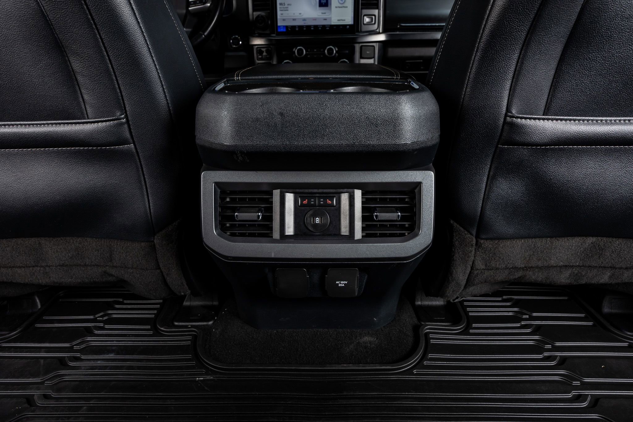 Used 2023 Ford F450 Lariat w/ Lariat Ultimate Package image 33