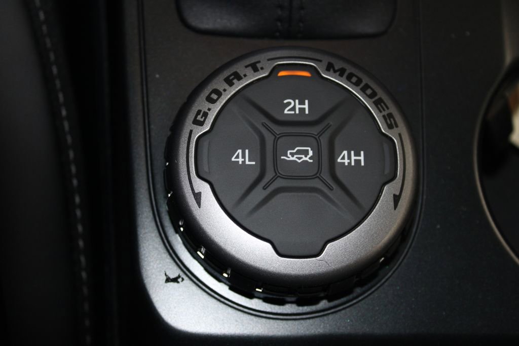 New 2025 Ford Bronco Outer Banks image 41