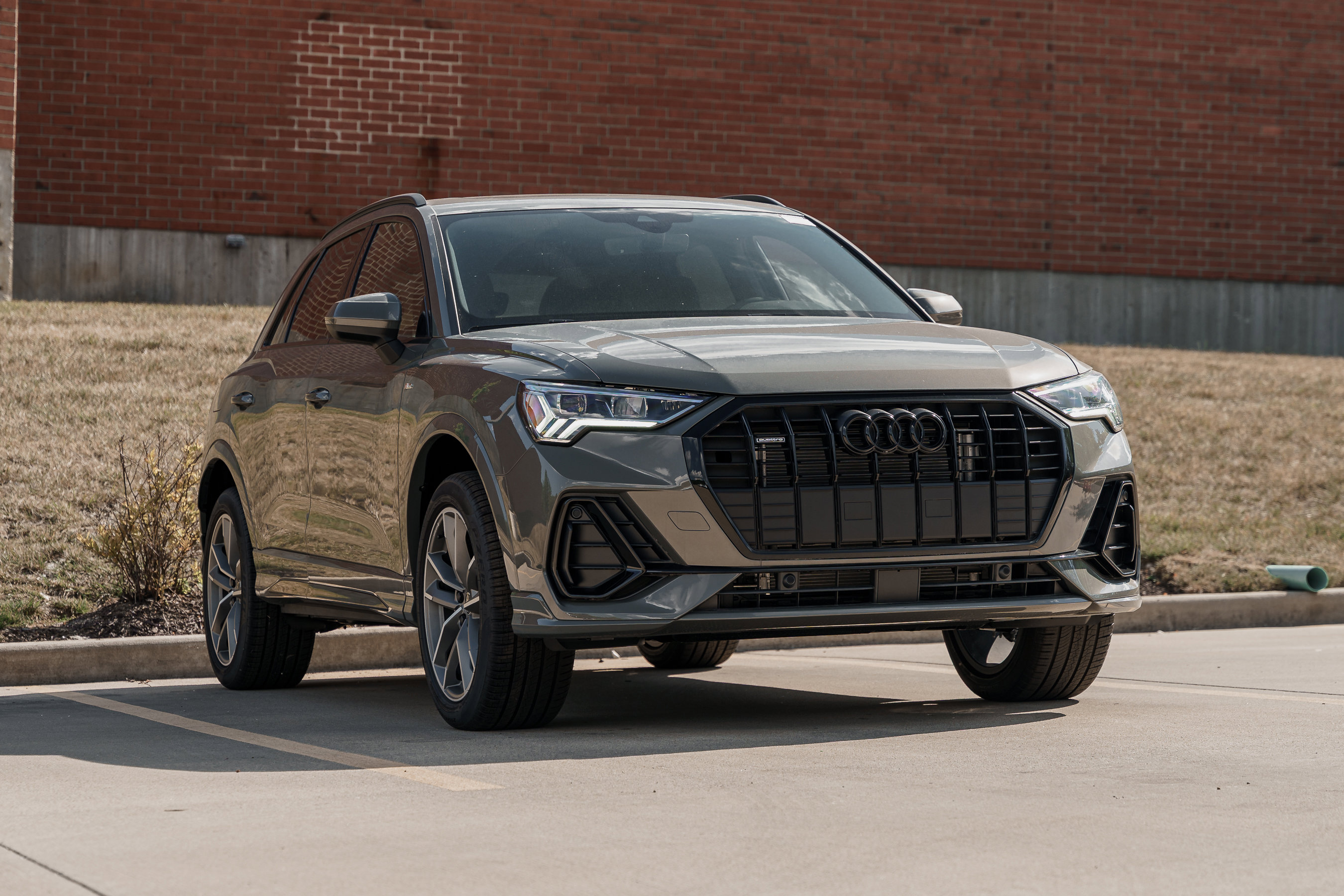 New 2025 Audi Q3 2.0T Premium