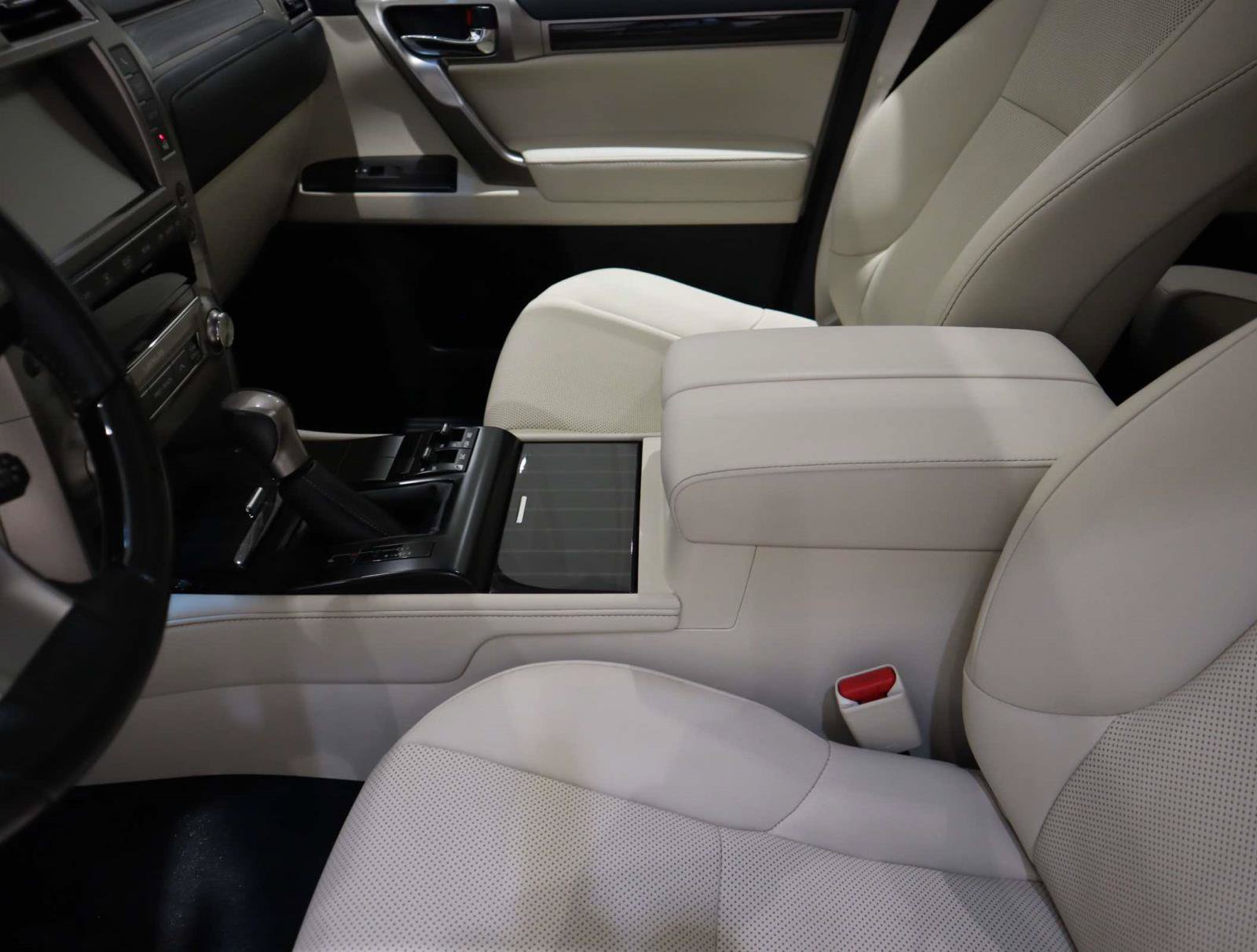 Used 2020 Lexus GX 460 Premium w/ Premium Package AWD/4WD image 38