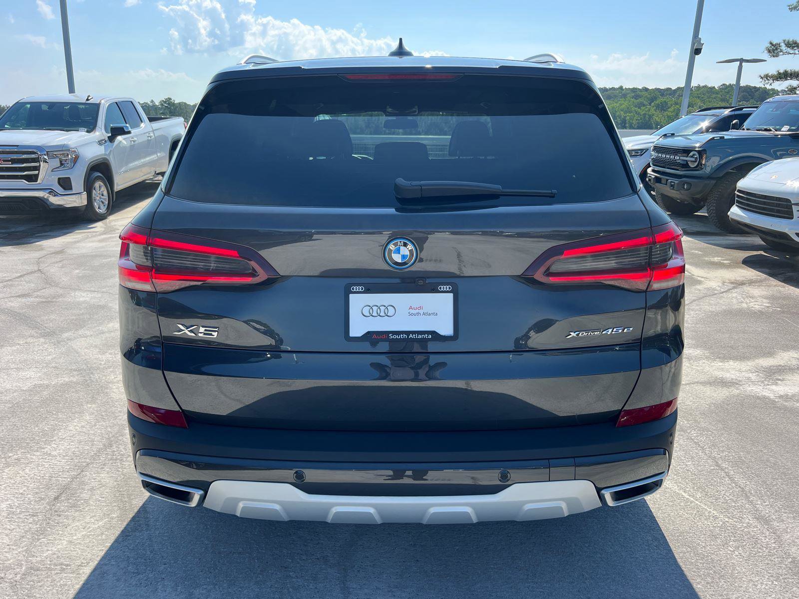 Used 2023 BMW X5 xDrive45e w/ Executive Package AWD/4WD image 6