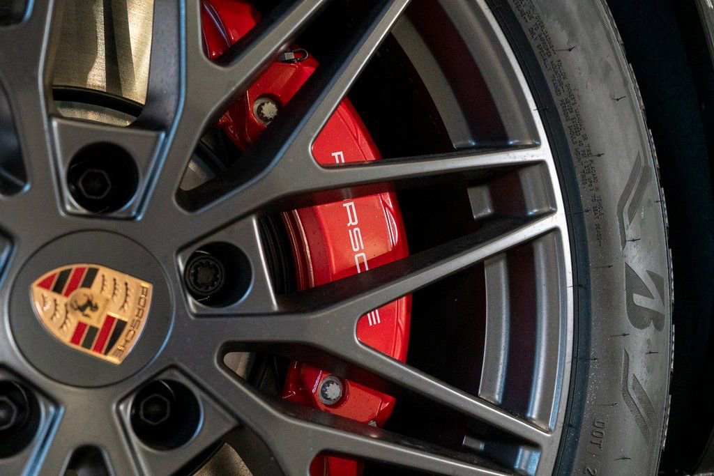 New 2026 Porsche Cayenne GTS AWD/4WD image 12