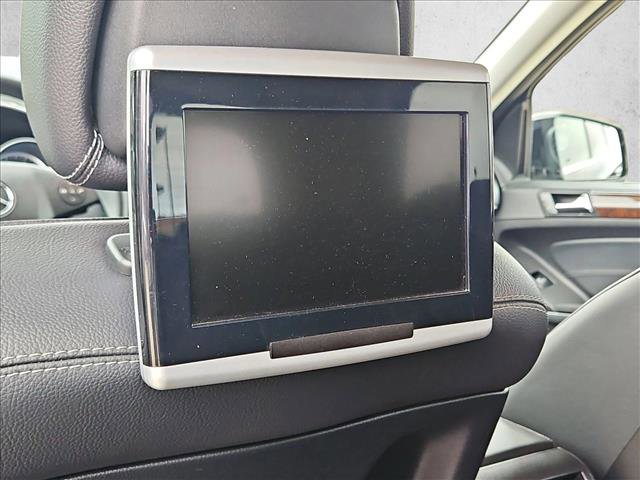 Used 2011 Mercedes-Benz GL 450 4MATIC image 18