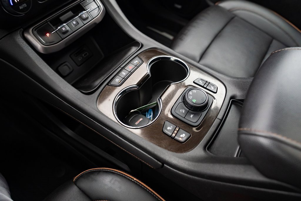 Used 2021 GMC Acadia AT4 image 18