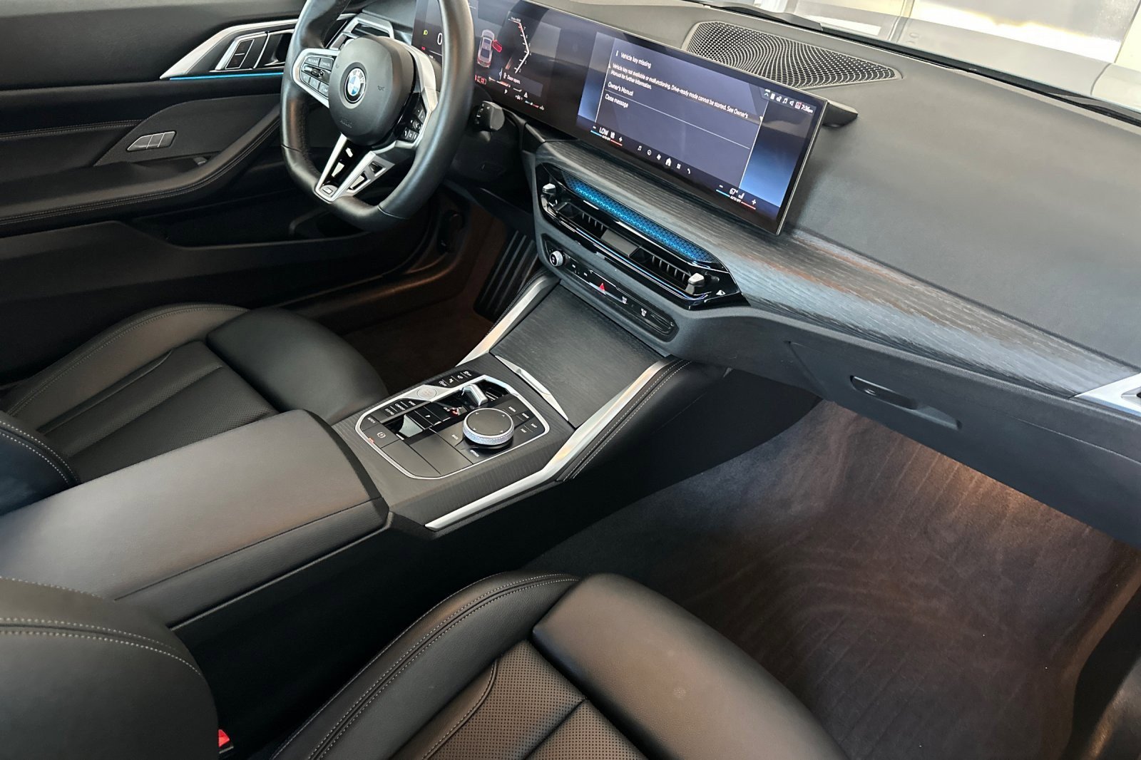 Used 2025 BMW 430i Coupe w/ M Sport Package RWD image 14