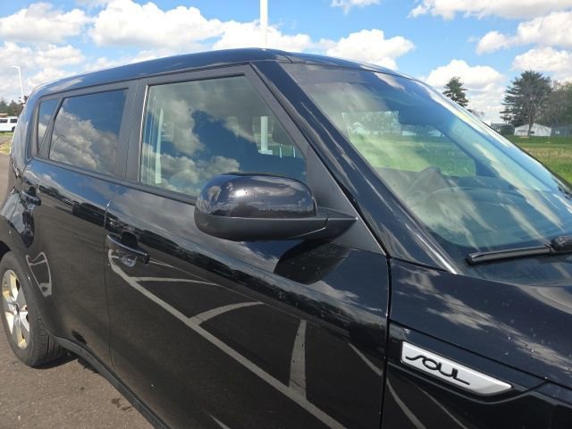 Used 2018 Kia Soul FWD image 5